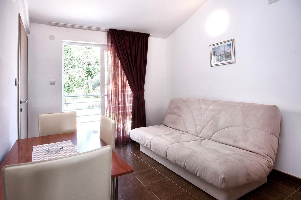 Apartments Durovic Petrovac Szoba fotó