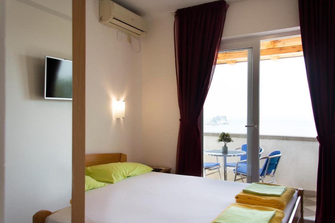 Apartments Durovic Petrovac Kültér fotó